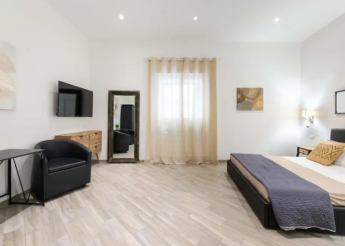 Navona 7 Suite